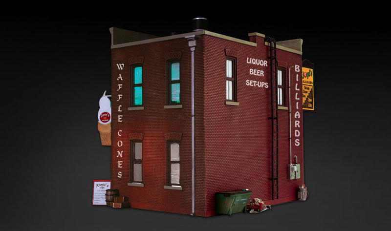 Woodland Scenics BR5844 O Scale Built Up Structure - Corner Emporium