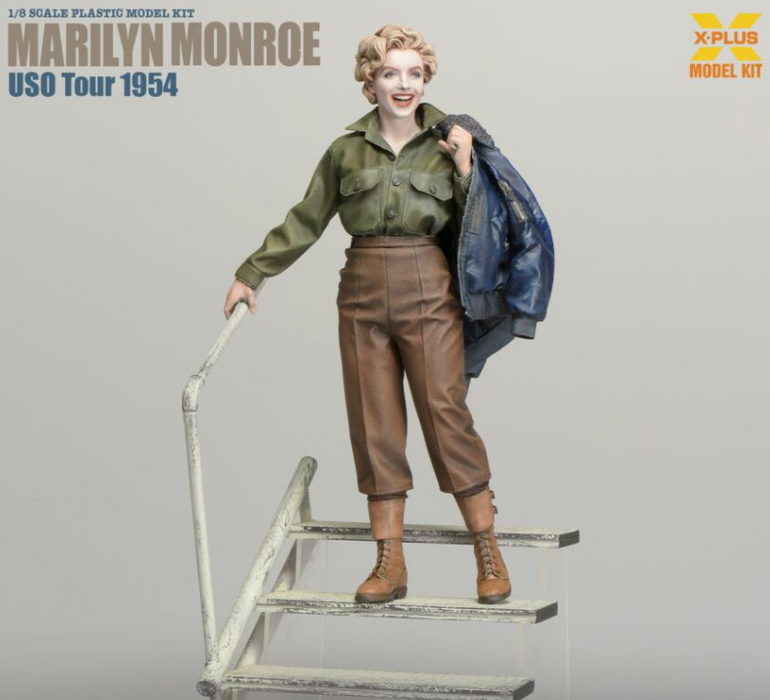 X-Plus Models 200245 1/8 Marilyn Monroe 1954 USO Tour Figure Kit