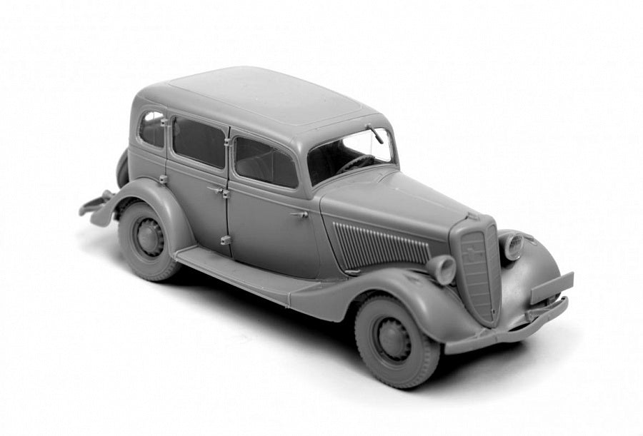 Zvezda 3634 1/35 GAZ M1 Soviet Staff Car Model Kit