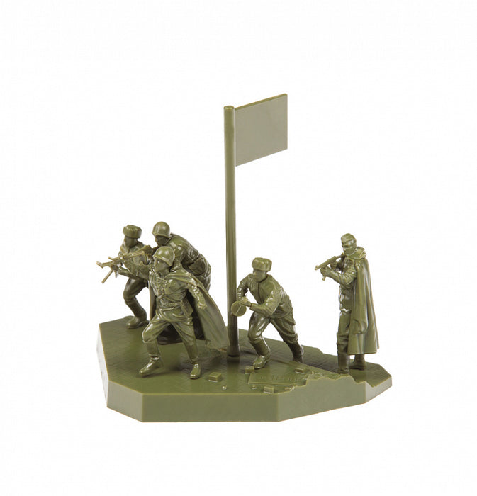 Zvezda 6269 1/72 Soviet Machine Gun Squadron Figures Model Kit (Berlin 1945)