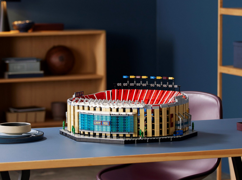 10284 LEGO® Creator Expert Camp Nou - FC Barcelona