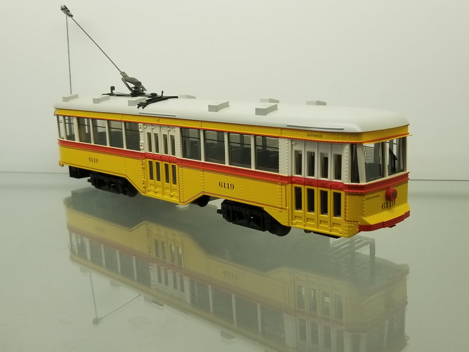 Williams by Bachmann 23904 O Gauge Peter Witt Street Car Baltimore - Like New/USED