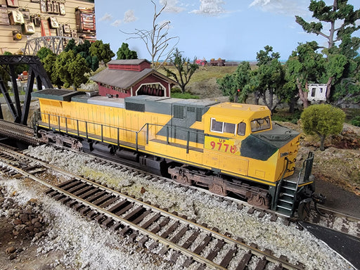 Kato 37-1310 HO Scale GE C44-9W Dash 9 Diesel CNW UP Patch with DCC (USED Weathered)