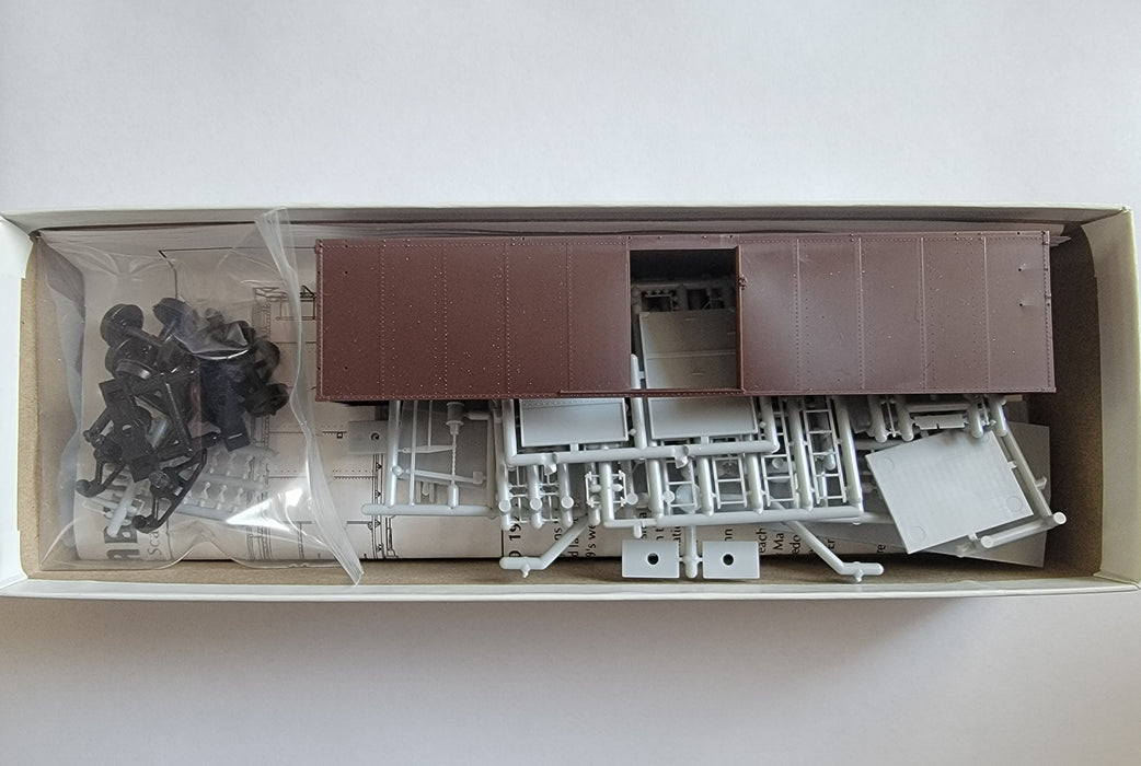Red Caboose RR-7002 HO Scale 40' 1924 X-29 Boxcar Undecorated Kit