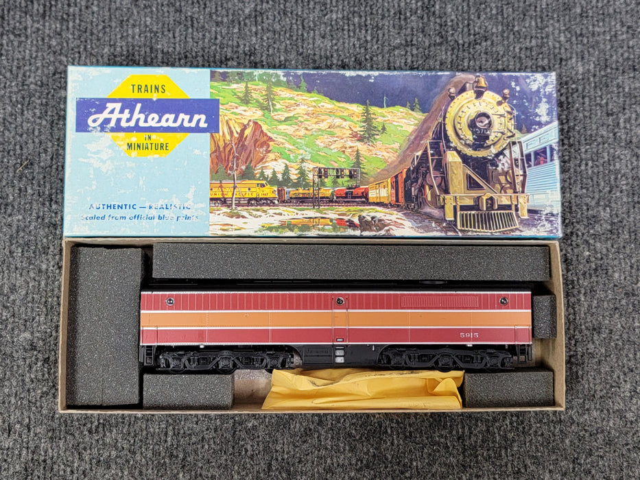 Athearn 3366 (Blue Box) HO Scale ALCo PB-1 Southern Pacific Daylight SP 5915 (Dummy) - NOS