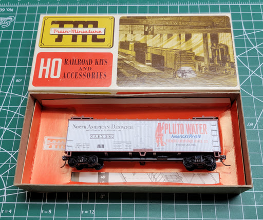 Train Miniature 8061 HO Scale Wood Reefer Pluto Water NADX 3012 - USED