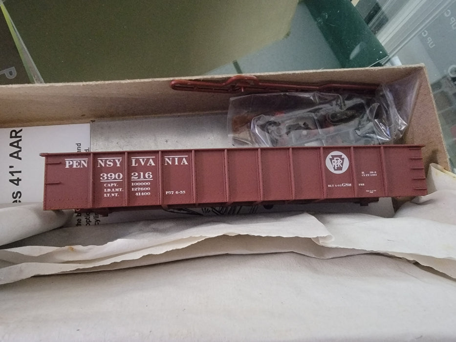 Accurail 3750 HO Scale AAR 41' Steel Gondola  Kit 6 Pack PRR - NOS