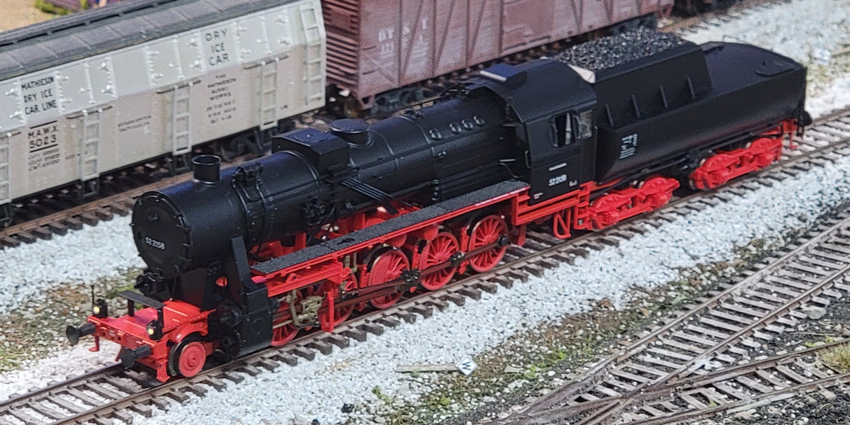 Roco 62282 HO Scale 2-10-0 BR 52 Steam Locomotive DB 52 2158 with