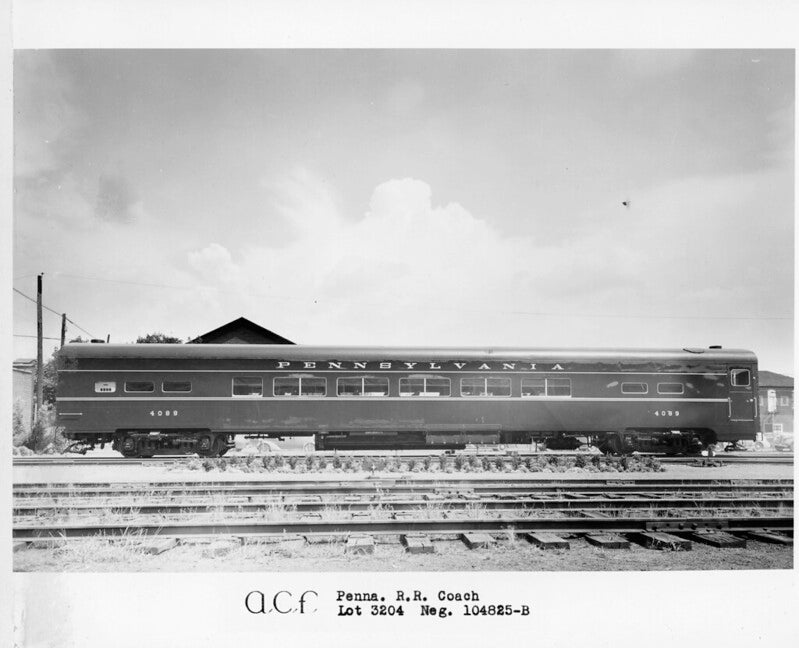 Walthers Proto 920-9771 HO Scale 85' ACF P85b Coach Pennsylvania PRR 4082 (Deluxe 2)