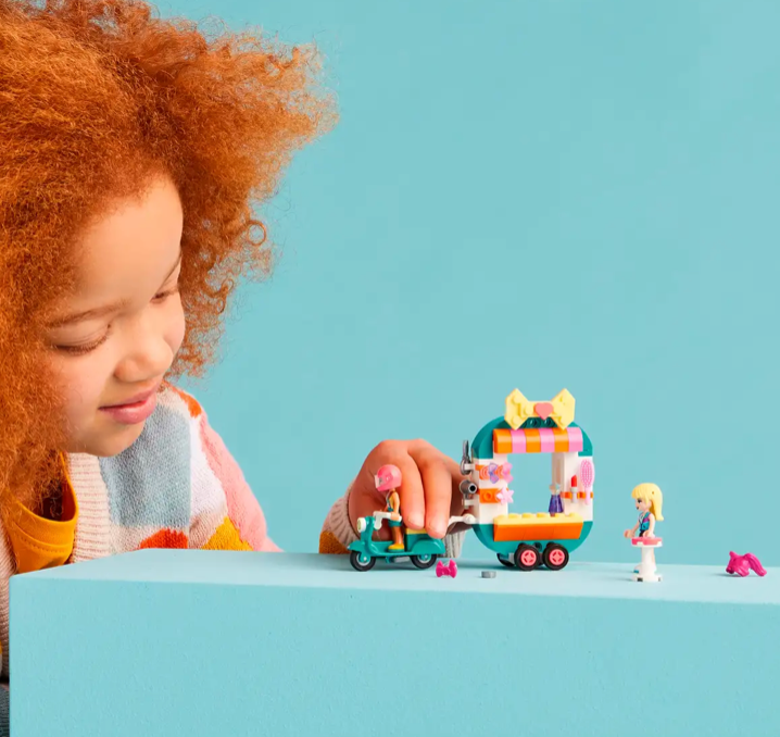 41719 LEGO® Friends Mobile Fashion Boutique