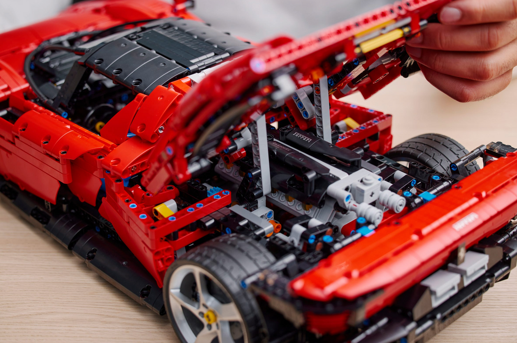 LEGO® 42143 Ferrari Daytona SP3 - ToyPro