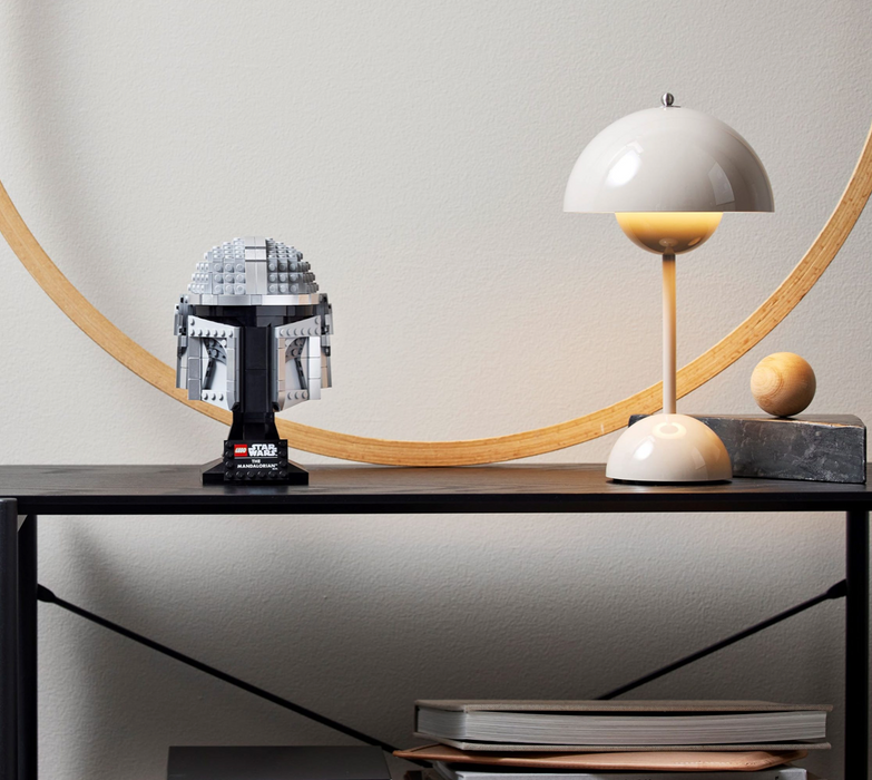 75328 LEGO® Star Wars™ The Mandalorian Helmet