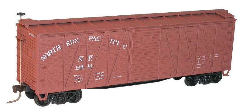 Accurail 45032 HO Scale 40' Outside Braced Boxcar Kit Northern Pacific NP - NOS