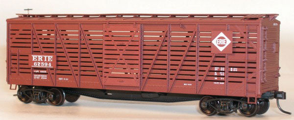 Accurail 47294 HO Scale 40' Wood Stock Car Kit 3 Pack Erie - NOS