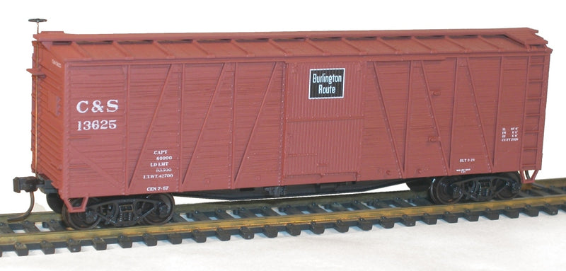 Accurail 80953 HO Scale 40' Single Sheath Boxcar Kit Burlington C&S - NOS