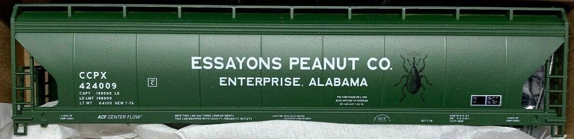 Accurail HO Scale ACF Covered Hopper Essayons Peanuts 2021 Release Kit