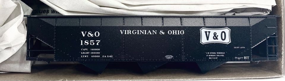 Accurail HO Scale USRA Tripple Hopper Viginian & Ohio V&O 1857 Kit