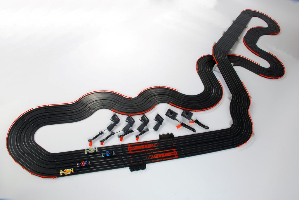 AFX HO SCALE RACING ×2 スロットカー AFX Racing 21018 Super International HO Scale MG+ 25' Slot Car Set