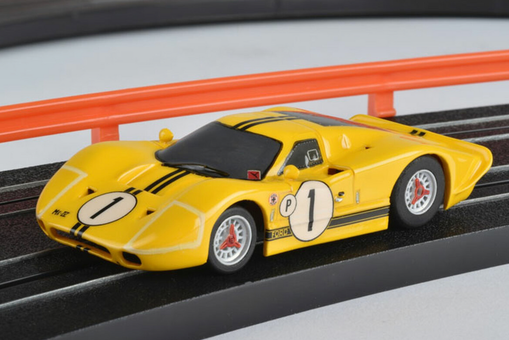 AFX Racing 22025 Ford GT40 Mark IV #1 Sebring Mega G+ HO Scale Slot Car