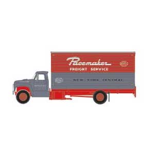 Athearn 10056 HO Scale Ford F-850 Box Truck - New York Central NYC 77