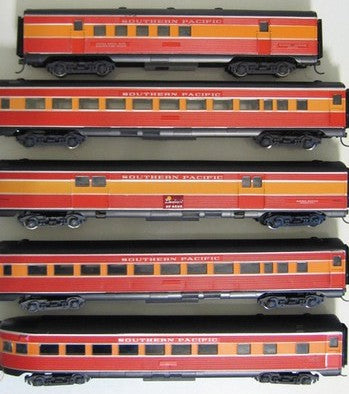 Athearn HO Scale Heavyweight Passenger 5 Car Set Southern Pacific SP Daylight - USED