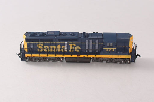 Atlas (Yellow Box) 7001 HO Scale SD24 Diesel Santa Fe 979 - USED