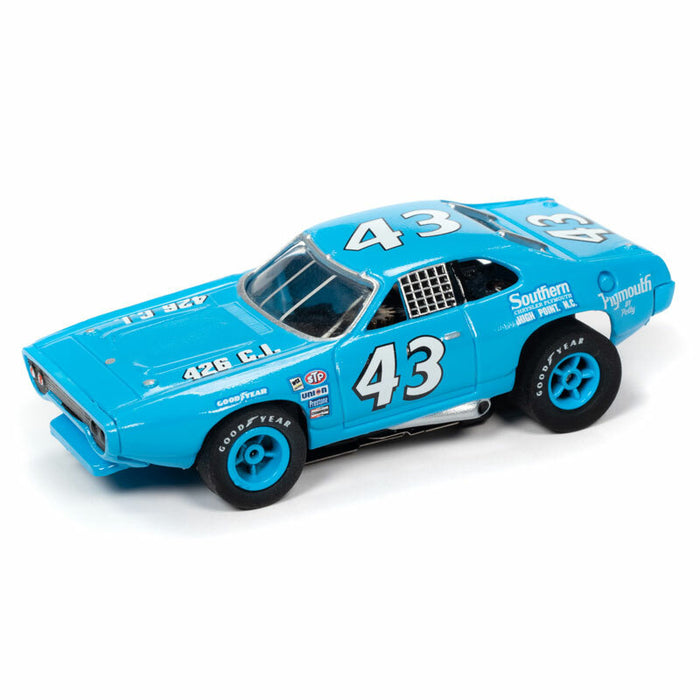 Auto World 355 HO Scale Stock Car Ledgends 1971 Plymouth Road Runner 43 Richard Petty