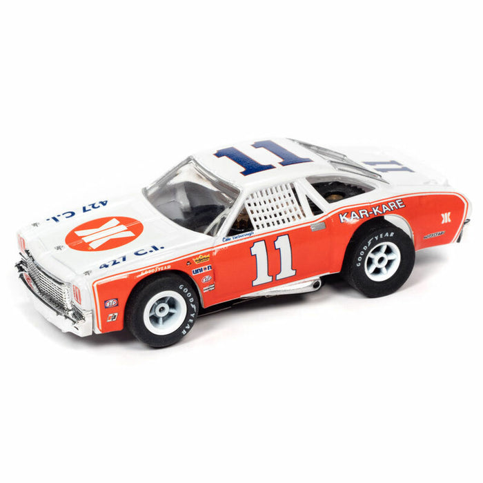 Auto World 355 HO Scale Stock Car Ledgends 1973 Chevy Chevelle 11 Cale Yarborough