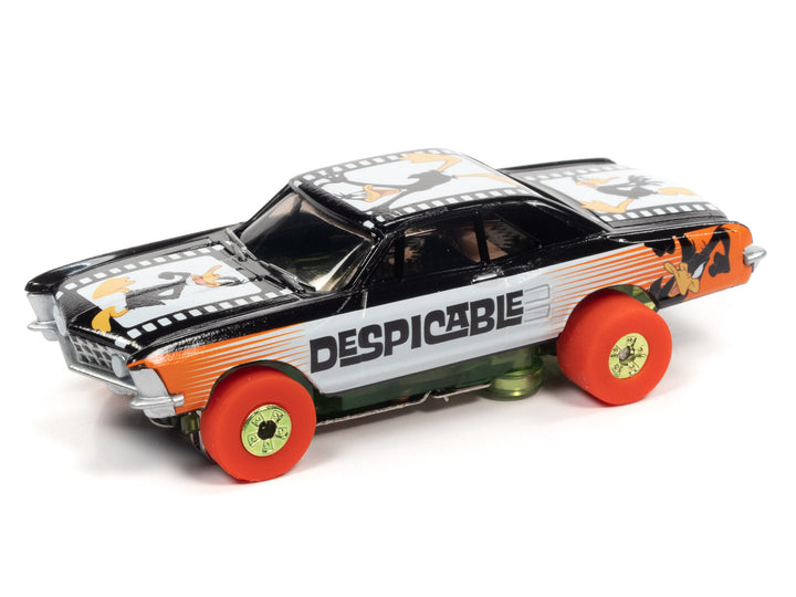 Auto World 363 HO Scale Thunderjet Ultra-G Looney Toons 1963 Buick Riviera Daffy Duck Slot Car