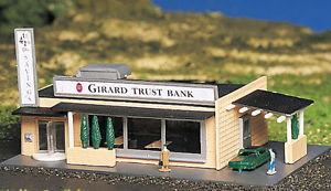 Bachmann 45804 N Scale Built Up Drive In Bank 