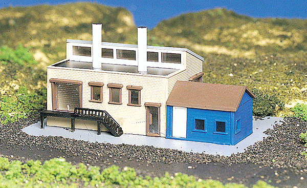 Bachmann 45902 N Scale Factory with Accessories Assembled