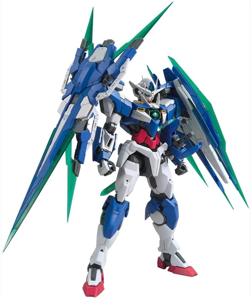 Bandai 5055328 1/100 Master Grade Series 00 QAN(T) Full Saber Celestrial Being