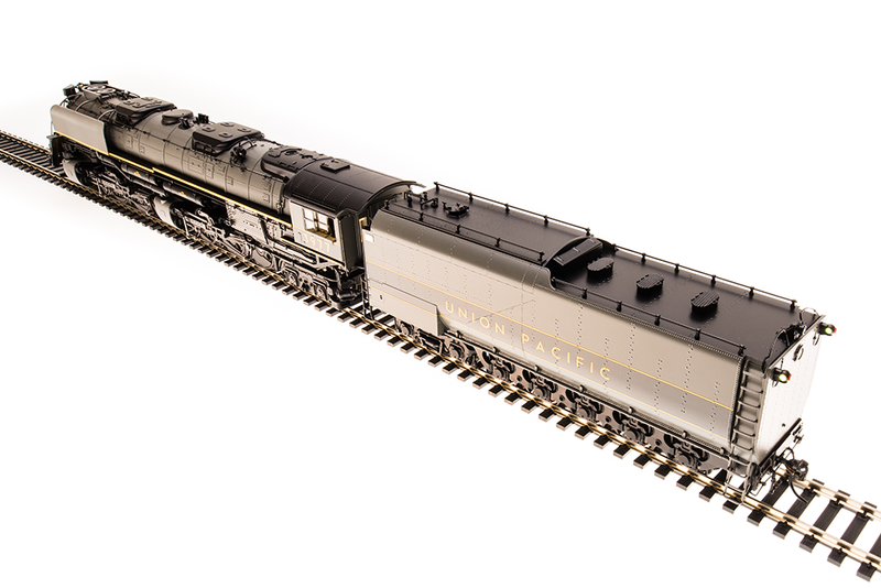 BLI 4984 4-6-6-4 Challenger Steam Locomotive Oil Tender Union Pacific Two Tone Gray UP #3977