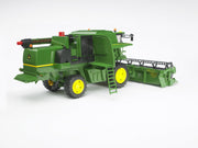 Bruder 09804 John Deere T670i Combine Harvester