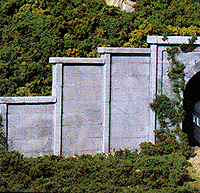 Woodland Scenics C1258 HO Scale Retaining Wall - Concrete (3-Pack)