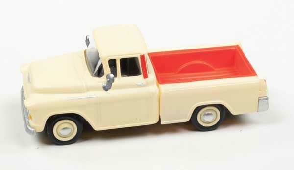 Classic Metal Works 30622 HO Scale 1955 Chevy Cameo Pickup Truck - Ivory & Red