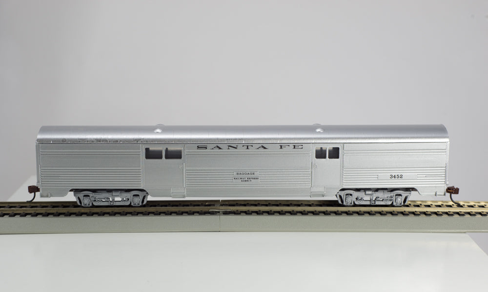 Con-Cor 1-000742 HO Scale Corrugated Side Baggage Santa Fe ATSF 3447 -  NOS