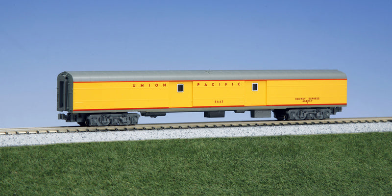KATO 106-088 N Scale Union Pacific City of Los Angeles 11 Car Passenger Train Set