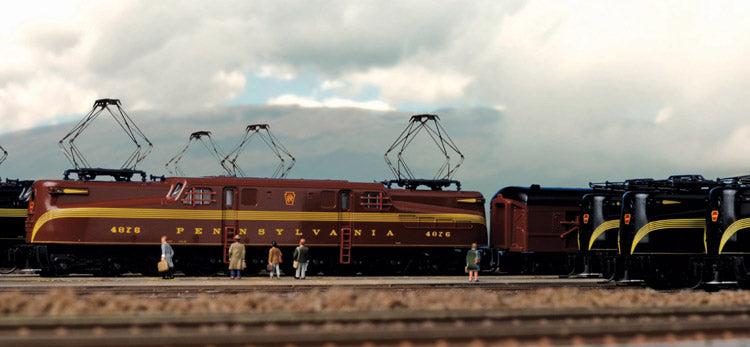 Kato 137-2006 N Scale GG1 Pennsylvania Tuscan 5 Stripe PRR 4909