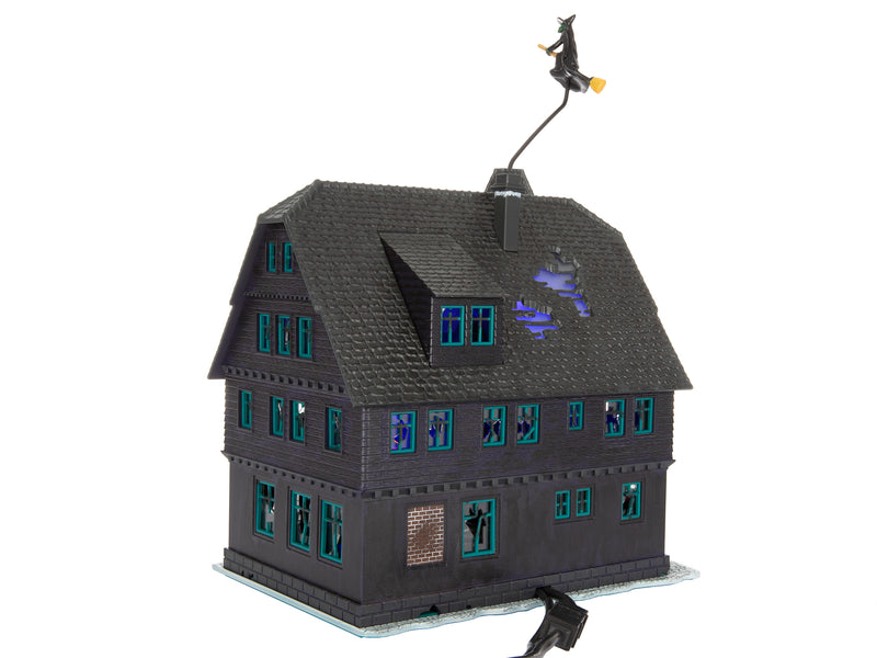 Lionel 1929170 O Gauge Halloween Haunted House (Plug-Expand-Play)