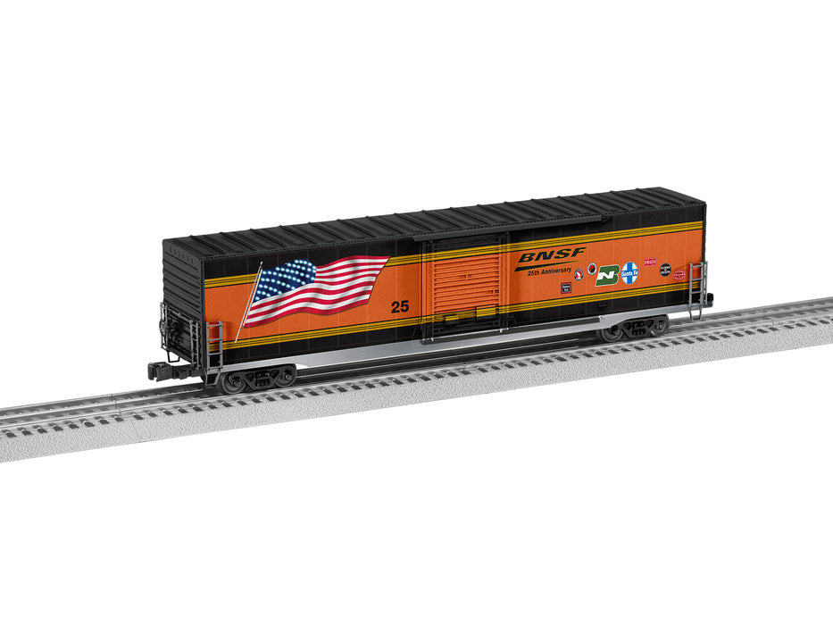 Lionel 2226810 O Scale Illuminated Flag Boxcar BNSF 25th Anniversary