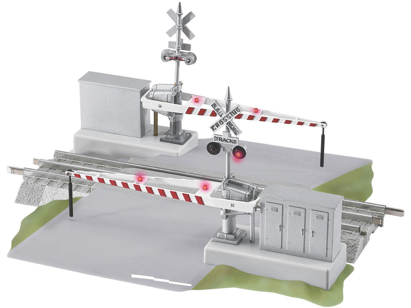 Lionel 6-12062 O Gauge FasTrack Grade Crossing with Gates and Flashers