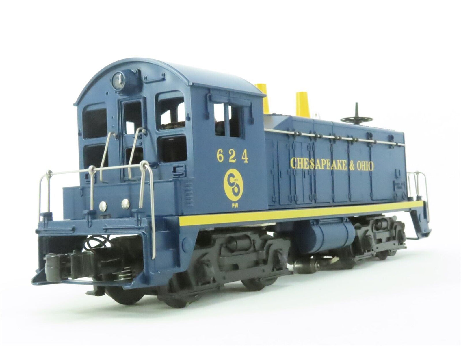 Lionel 6-18978 O Gauge C&O NW2 Switcher with TMCC Command & Railsounds ...