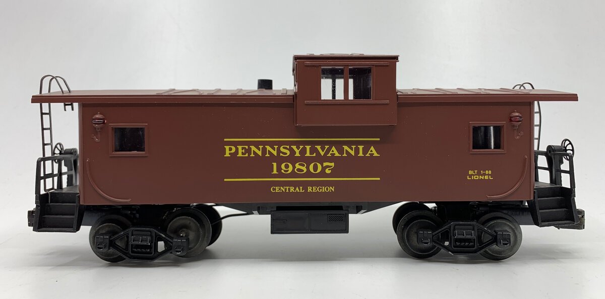 Lionel 6-19807 O Gauge Illuminated Extended Vision Caboose with Smoke Pennsylvania Railroad PRR NOS