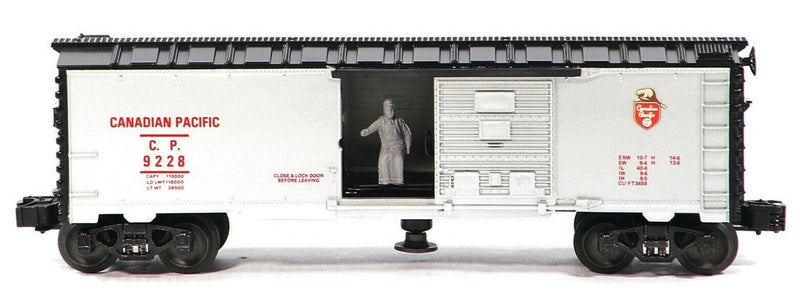 Lionel 6-9228 O Gauge Operating Boxcar Canadian Pacific CP - NOS