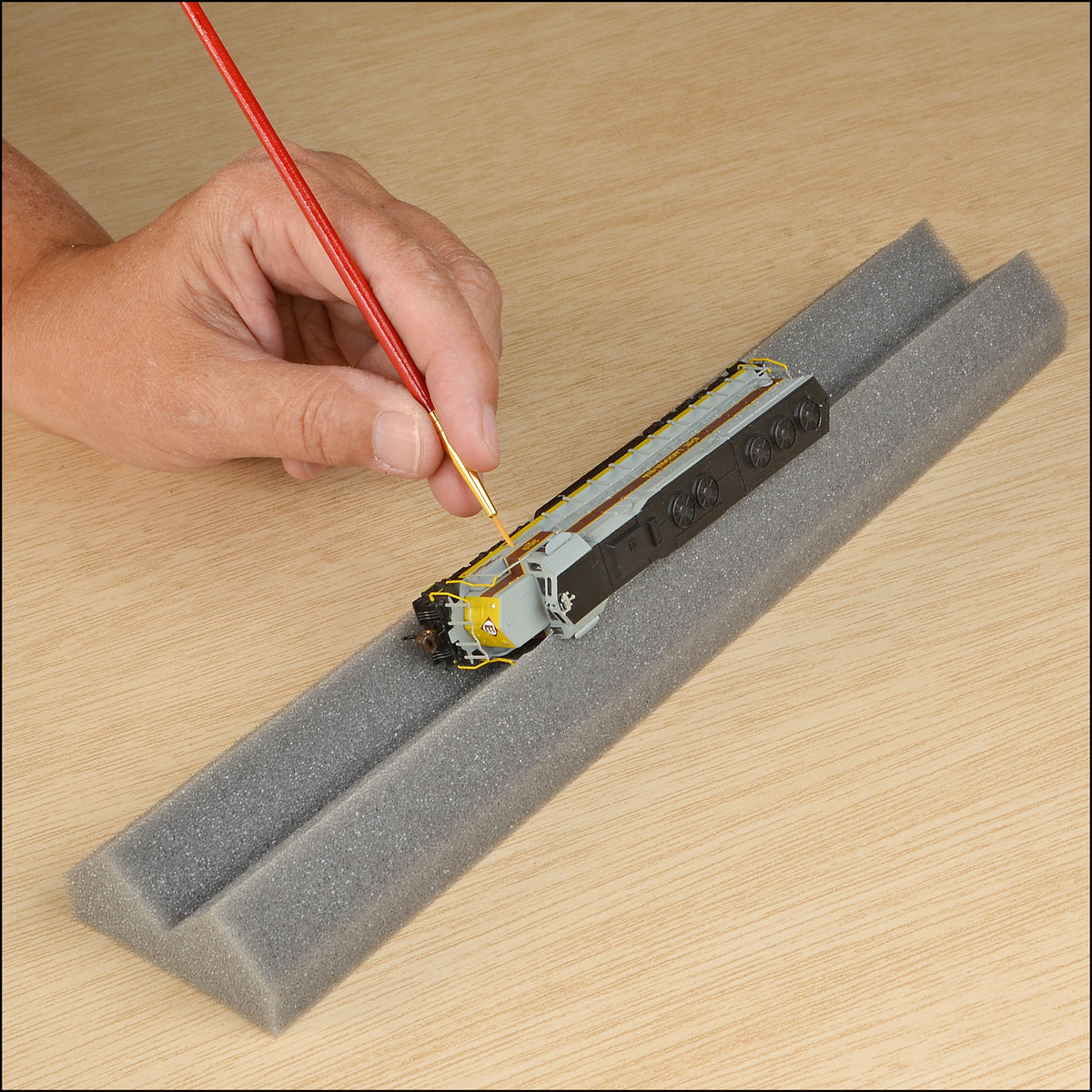 MicroMark 86614 N/Z Scale SoftTouch Foam Cradle for and — White Rose Hobbies