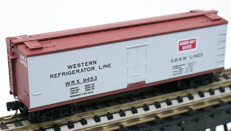 Micro-trains 49320 N Scale 40' Wood Reefer Green Bay Route WRX 9453  - NOS