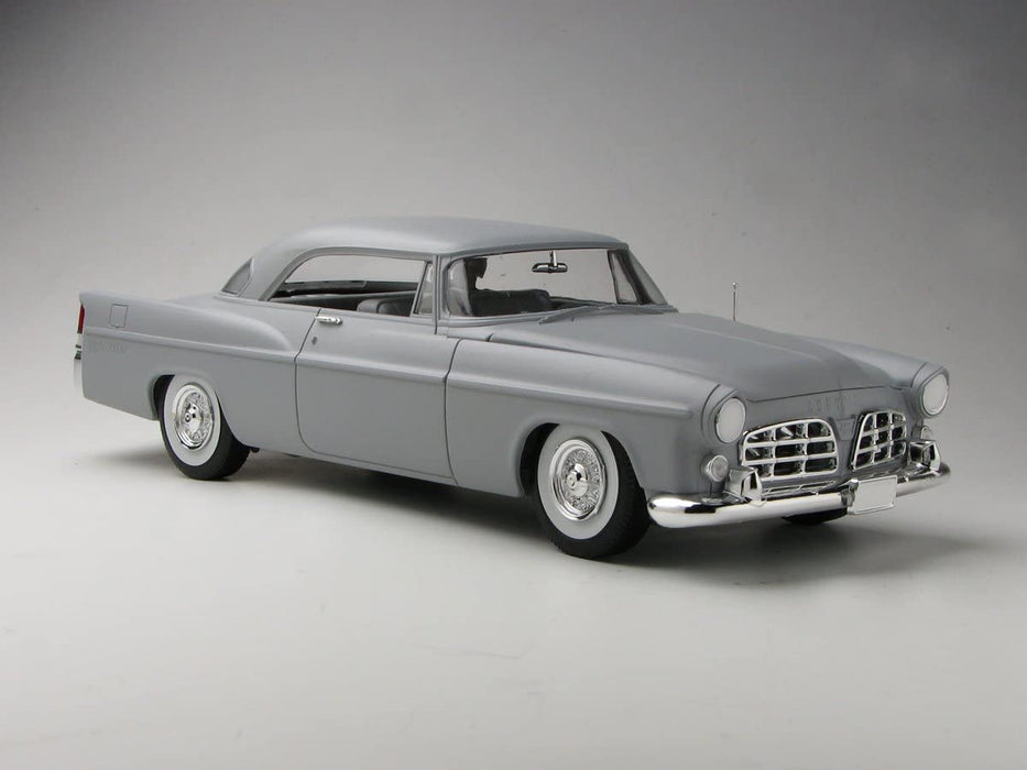 Moebius Models 1207 1/25 1956 Chrysler 300B Car Kit