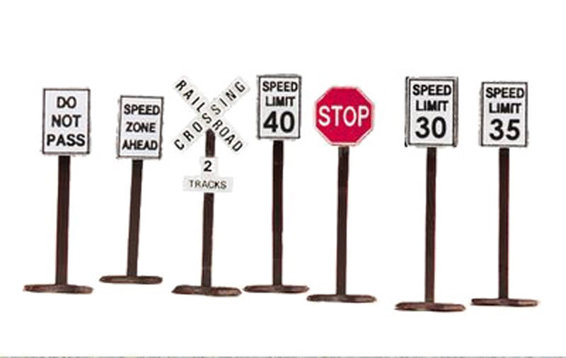 MTH 30-1087 O Gauge RailKing 16 Piece Rail Town Sign Set