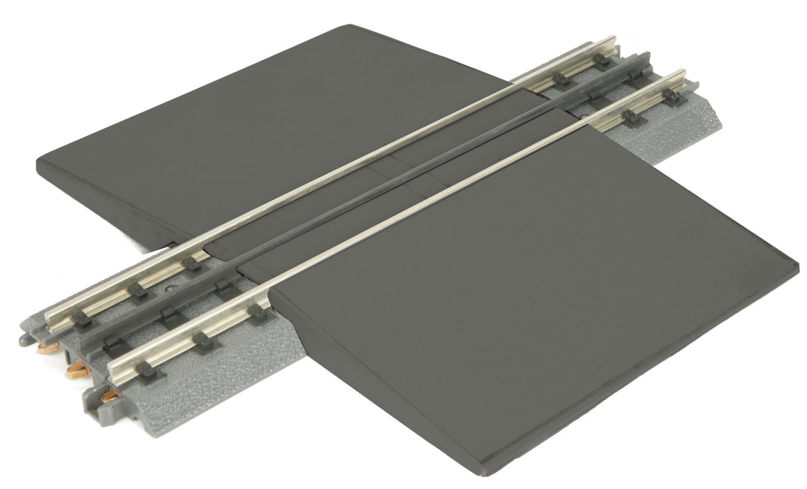 MTH 40-1009 RealTrax Grade Crossing Set